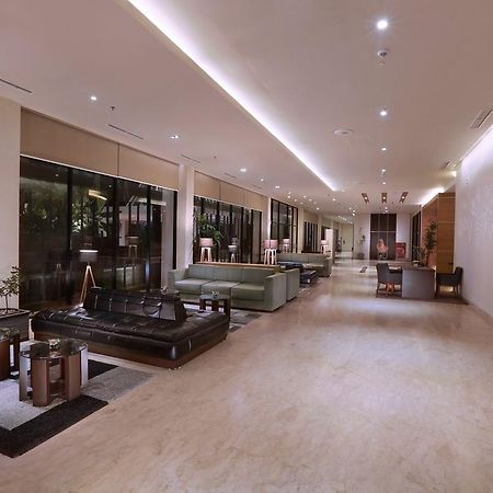 Aston Bojonegoro City Hotel Exterior photo