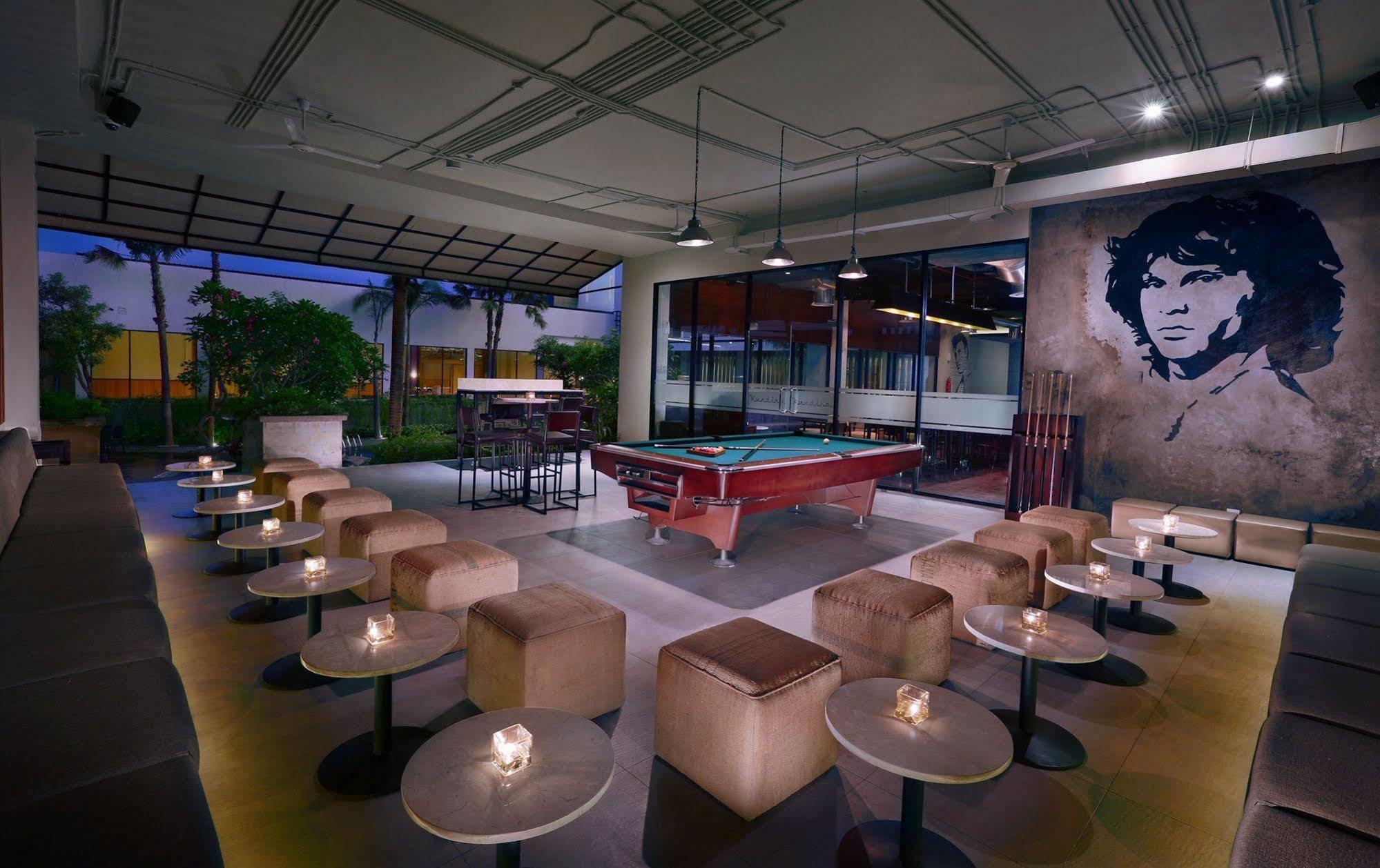 Aston Bojonegoro City Hotel Exterior photo
